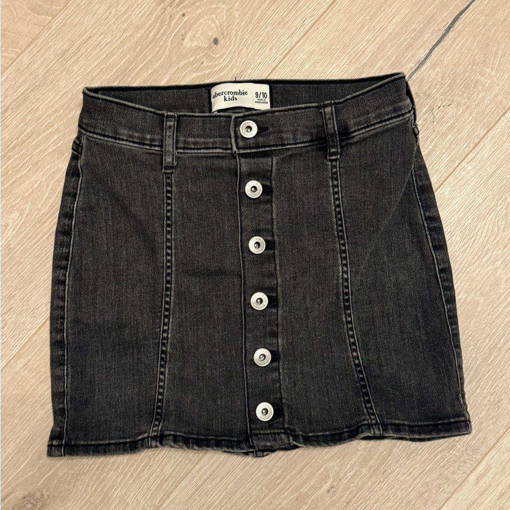 Abercrombie Kids Black Button-Up Mini Skirt